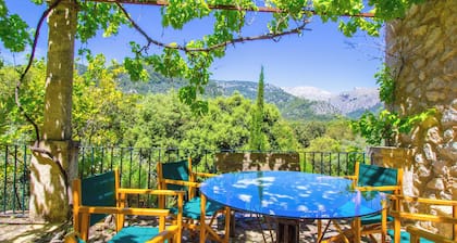 Spectacular mediterranean villa with private pool, A / C and WIFI