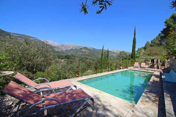 Outdoor pool - Spectacular mediterranean villa with private pool, A / C and WIFI (Campanet)