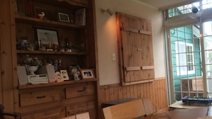 ロビーラウンジ
