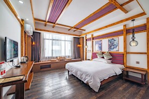Superior-Doppelzimmer | Schreibtisch, Verdunkelungsvorhänge, schallisolierte Zimmer