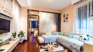 Apartment, 1 Schlafzimmer | Wohnbereich | Flachbildfernseher