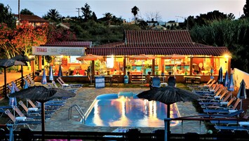 Panoramic Triple Room, Pool View (21) | View from room