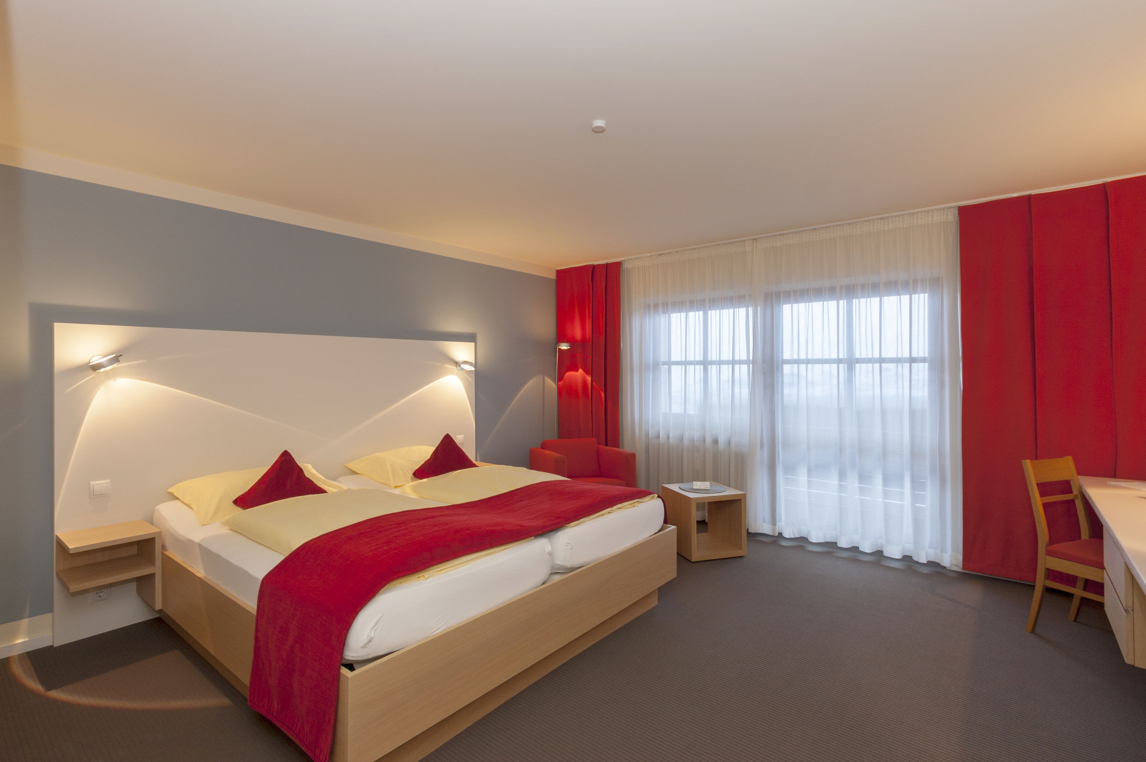 1 bedroom, in-room safe, blackout drapes, free WiFi