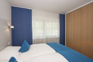 Apartment, Mountain View | 1 bilik tidur, peti besi dalam bilik, langsir/tirai gelap terus 