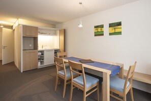 Apartment, Mountain View | Private kitchenette | Fridge, coffee/tea maker, electric kettle - Alpenresidenz Buchenhöhe (Berchtesgaden)