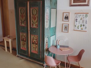 Dining - Ferienwohnung Nr. 2, 2 Pers. 50 qm (Schleching)
