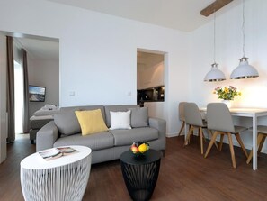 Imagen sin descripción, 2 de 18, botón