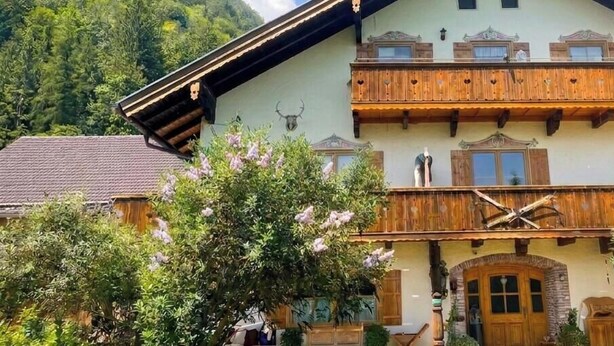 Unclassified image, 1 of 44, button - Ferienwohnung Bergstation im Dopplerhof 2.OG 100qm, 2 Schlafzimmer (Piding)