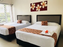 Apartamento, 2 quartos, cozinha, vista para a montanha | Roupas de cama premium, ferros/tábuas de passar roupa, Wi-Fi (sobretaxa)