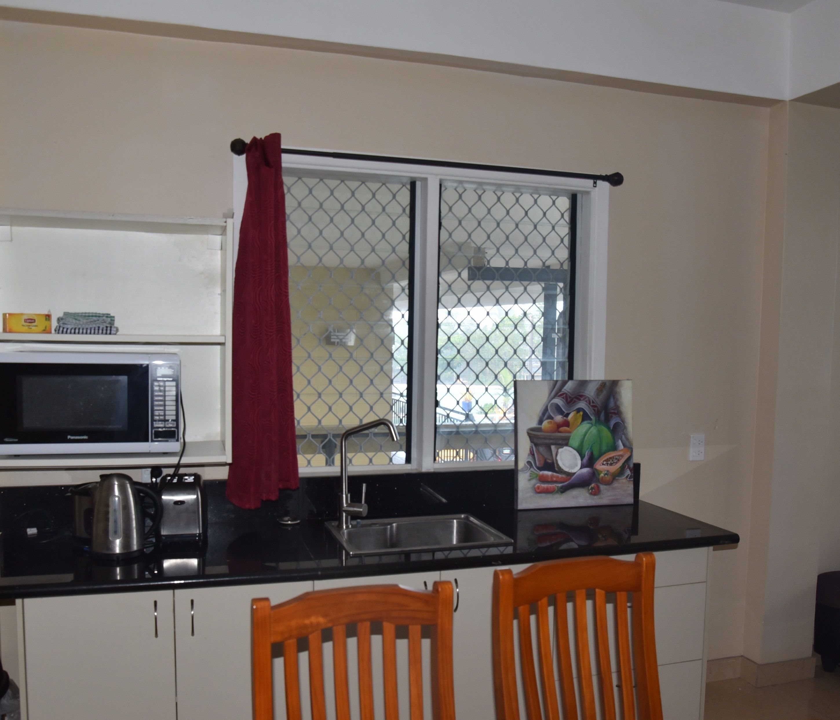 apartment, 2 bedrooms, kitchen, mountain view | private kitchen | fridge, microwave, coffee/tea maker, electric kettle