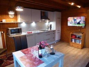 Fridge, microwave, dishwasher, highchair