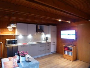 Fridge, microwave, dishwasher, coffee/tea maker