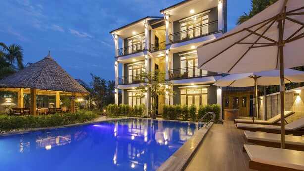 Outdoor pool - Friendly Villa Hoian (Da Nang)