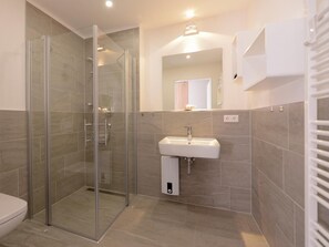 Bathroom - Ohlerich storage app. 20 - Ohlerich Speicher App. 20 (Wismar)