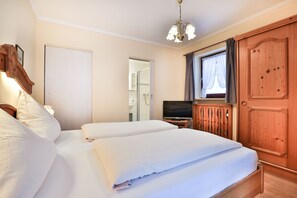 1 bedroom, Internet, bed sheets