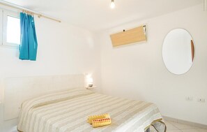 3 bedrooms, travel crib, free WiFi