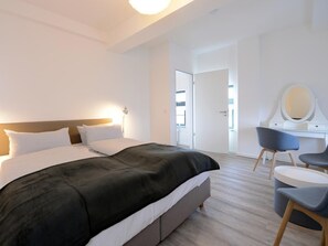 2 室のベッドルーム、旅行用ベビーベッド、WiFi