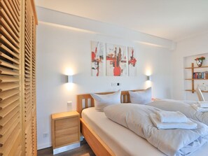 1 Schlafzimmer, Schreibtisch, WLAN