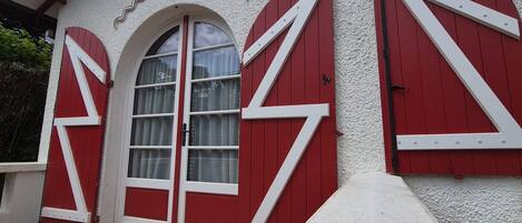 Exterior detail