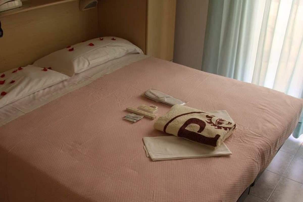 Premium bedding, in-room safe, desk, rollaway beds