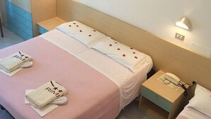 Unclassified image, 4 of 37, button - Hotel Peonia (Rimini)