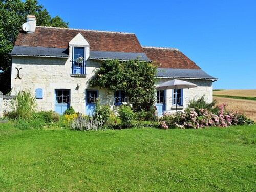 Charmante maison restaurée avec jardin, fibre optique et tout inclus, proche village pittoresque