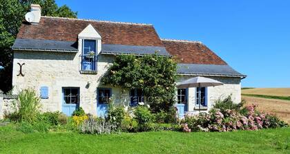 Charmante maison restaurée avec jardin, fibre optique et tout inclus, proche village pittoresque