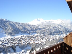 Property grounds - Morzine, south-facing apartment, 2 bedrooms, 58 sq.m, panoramic view (Morzine)