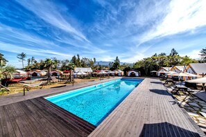 Utomhuspool