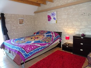 3 chambres, accès au Wi-Fi (inclus)