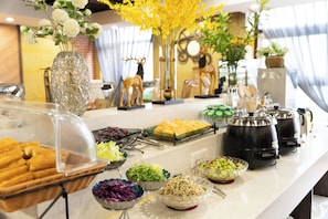 Päivittäinen buffetaamiainen (28 CNY per henkilö)