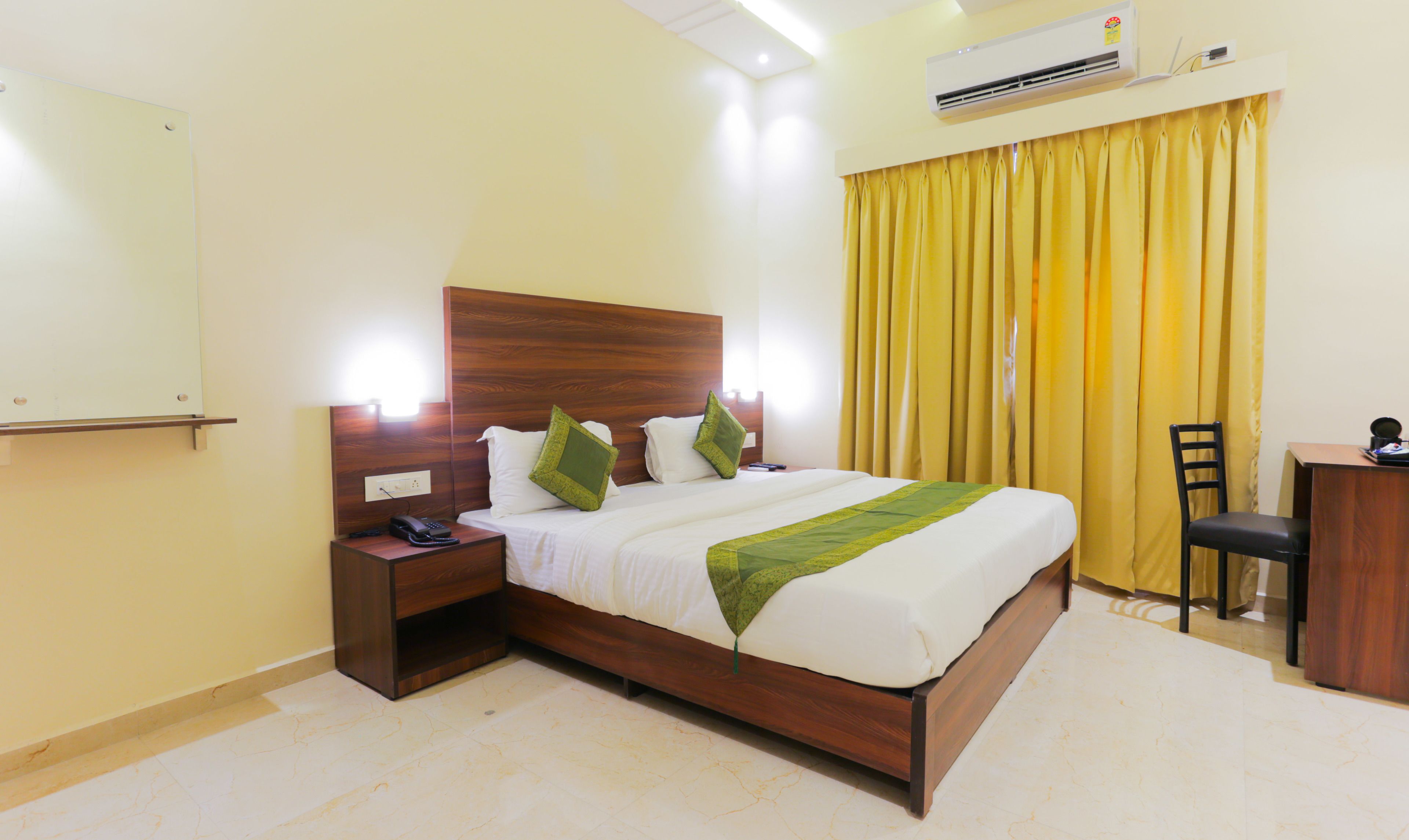 Phòng Tiêu chuẩn | Bàn, bàn ủi/dụng cụ ủi quần áo, truy cập Internet không dây miễn phí 