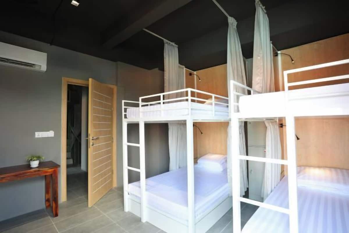 In-room safe, desk, laptop workspace, soundproofing