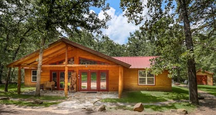 Cabaña de lujo en el Premier Resort-Holly Lake Ranch