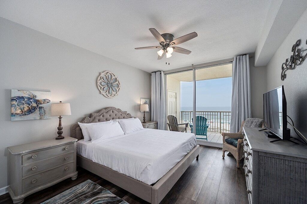 3 makuuhuonetta, työpöytä, silitysrauta/-lauta, ilmainen Wi-Fi