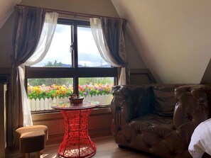 Premium Quadruple Room, 1 Bedroom | Mountain view - Puli story house (Puli)