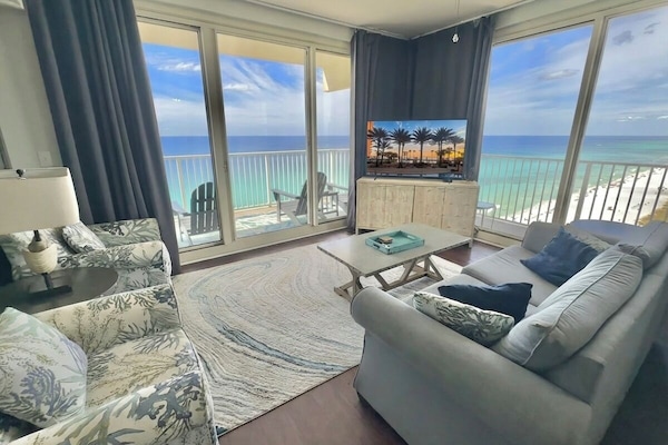 Spacious Gulf-front living area with panoramic views.