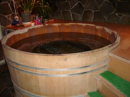 Bañera de hidromasaje interior