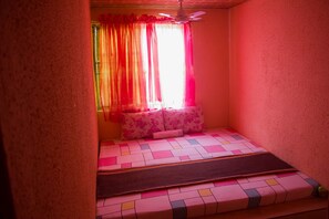 스탠다드룸, 더블침대 1개 | 책상, WiFi