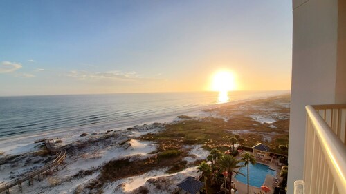 Beach Club Doral - Direct Gulf View - Beach - Pool - WIFI