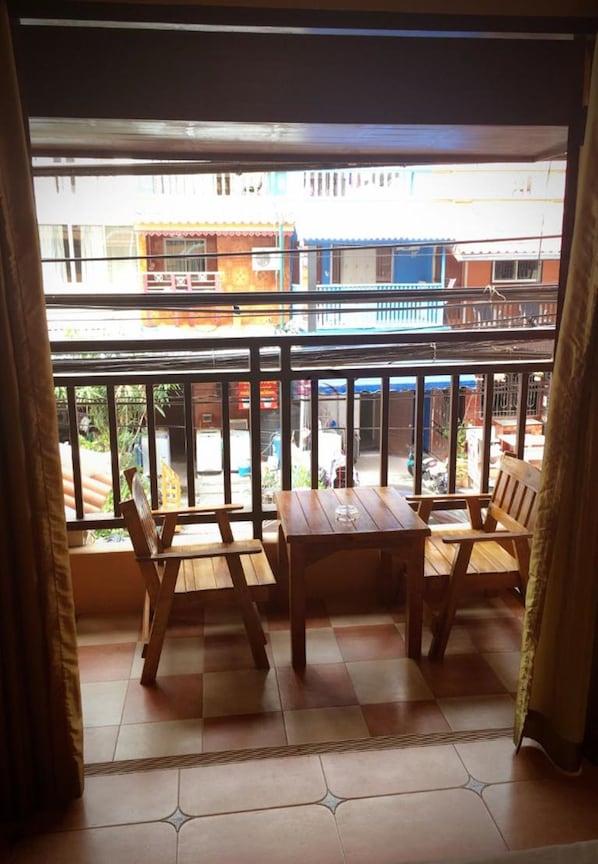 Standard Double Room with Balcony | Balcón