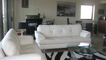 Smart TV, DVD player, video library, printers