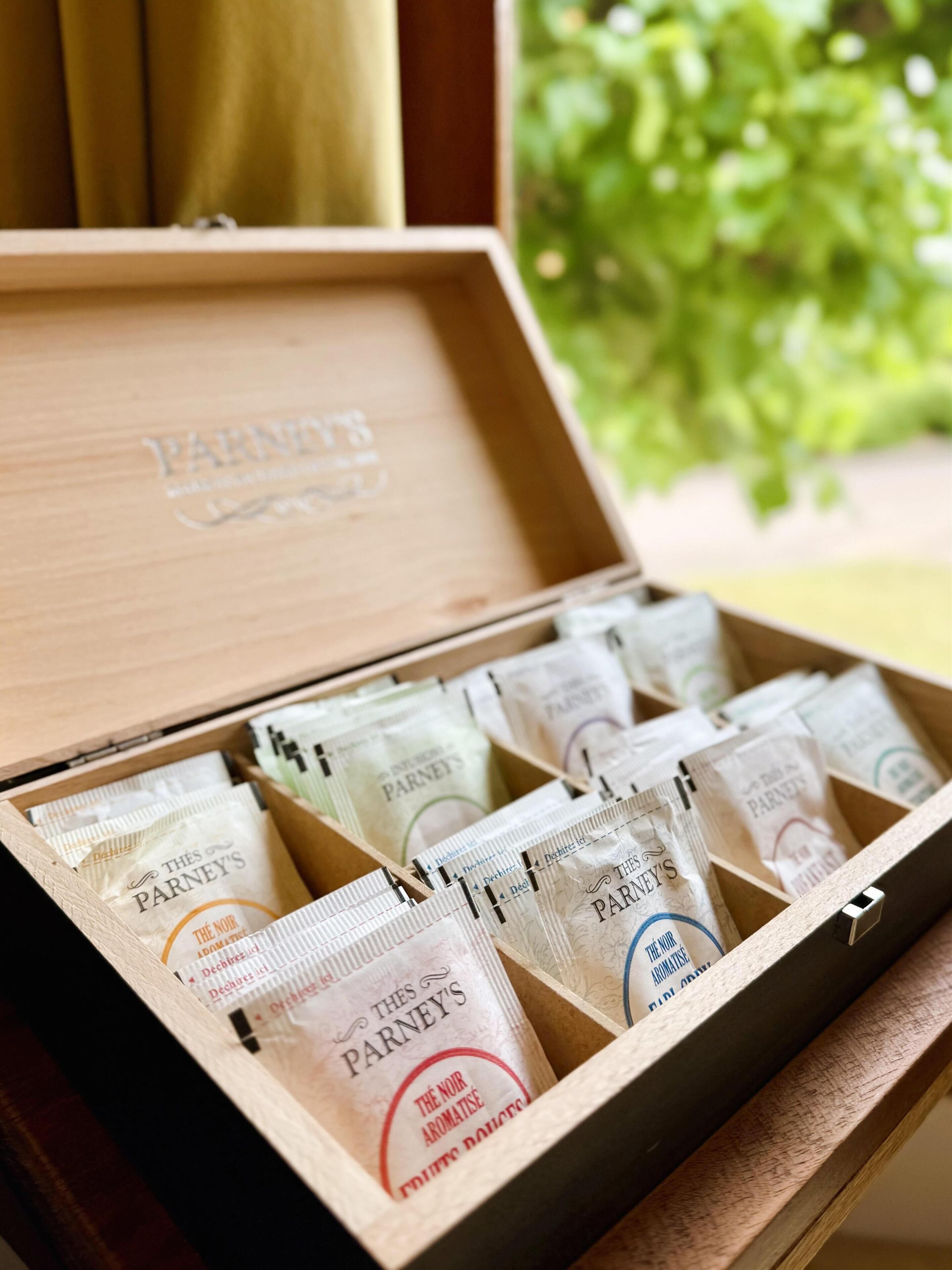 daily buffet breakfast (eur 13.90 per person)