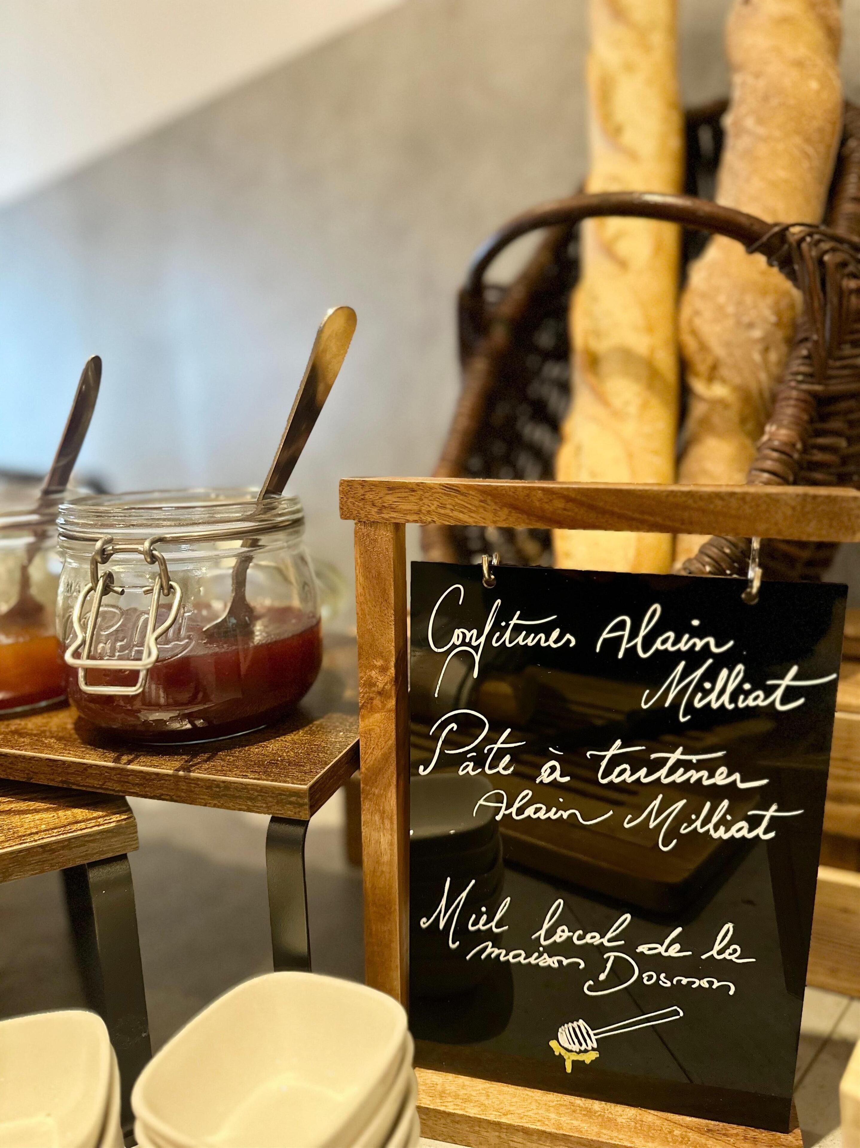 daily buffet breakfast (eur 13.90 per person)