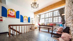3 Rooms for 8 People | Living area | LCD TV - Pig House II (Hengchun)