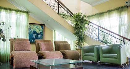 Allonze Hotel