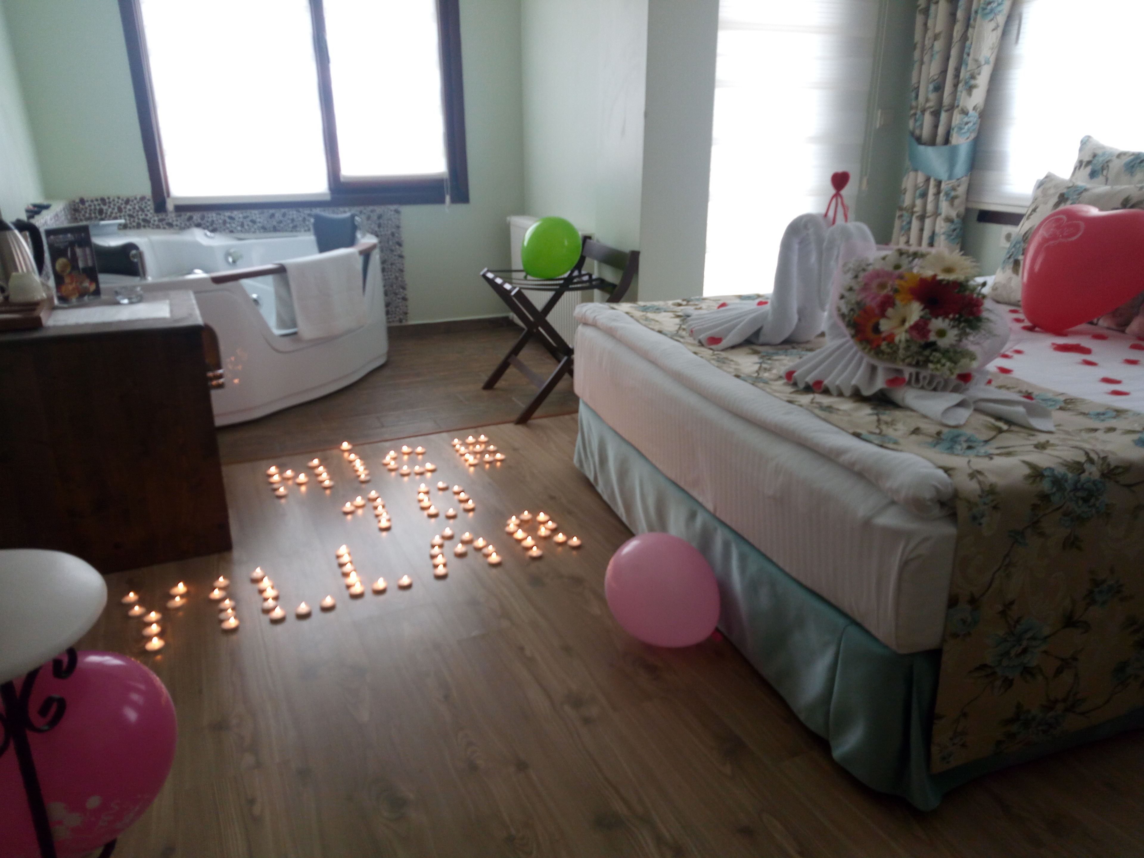 deluxe room, jetted tub | jetted bathtub