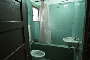 Douche, serviettes fournies