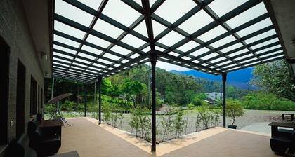 Shan Jhong You You B&B