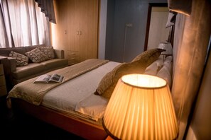 1 bedroom, premium bedding, minibar, in-room safe - The Father's Hotel (Accra)